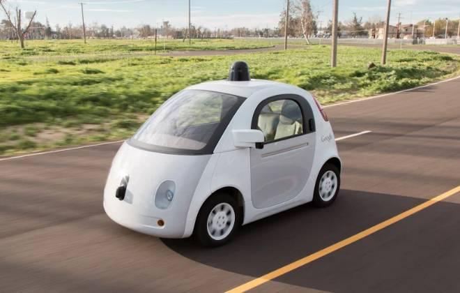 Carro autônomo da Google se envolve em 1º acidente com feridos 