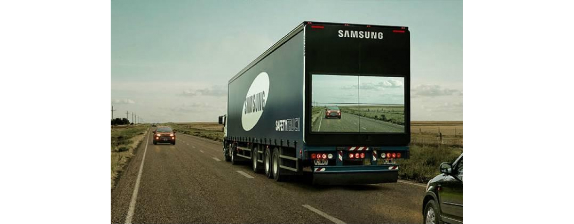 Samsung faz um teste com o “caminhão transparente” 